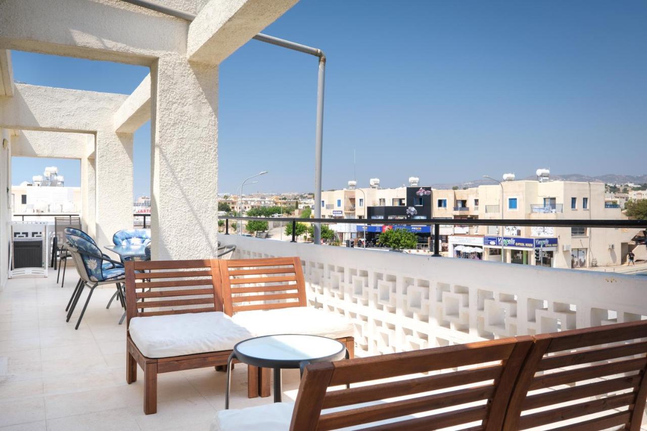 Seaview 3 Bedroom Kings Road Penthouse Paphos Eksteriør bilde