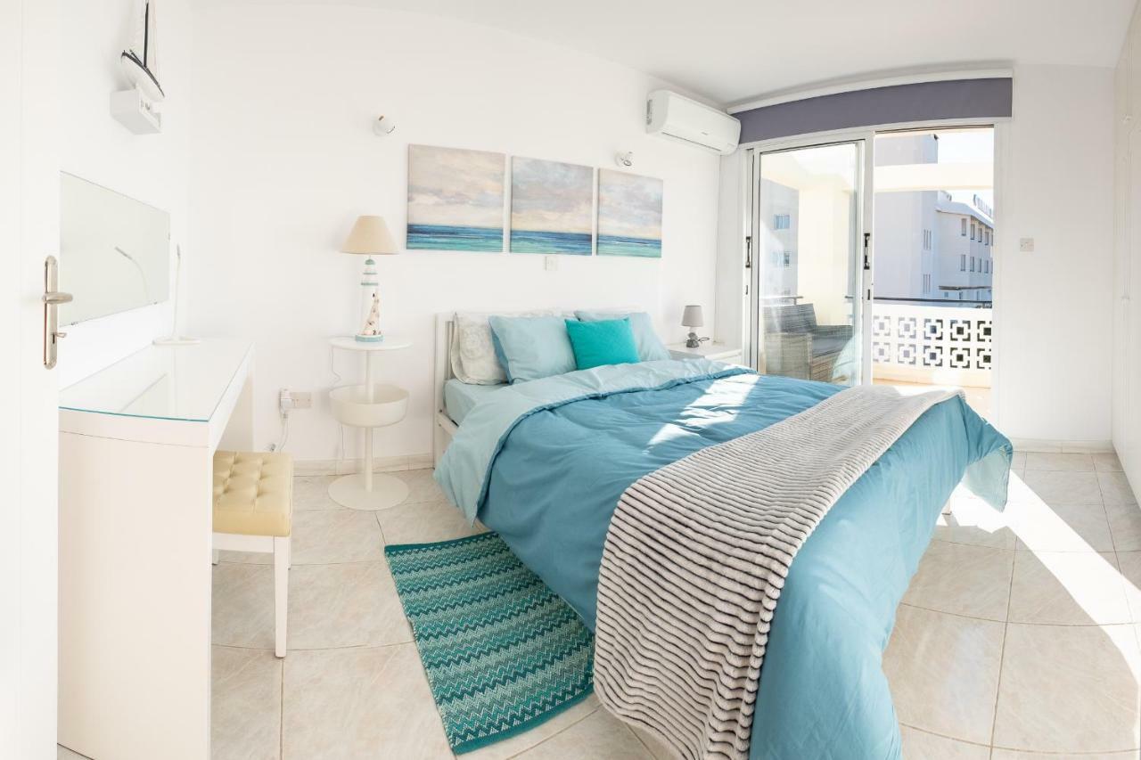 Seaview 3 Bedroom Kings Road Penthouse Paphos Eksteriør bilde